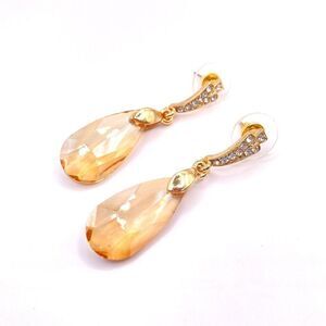 Gold rhinestone tear drop earrings